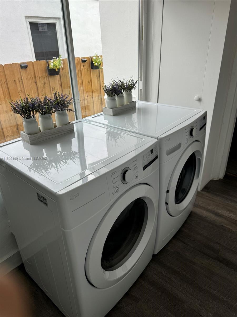 4420 Northwest 3rd Avenue Miami, FL 33127 - Photo 24 of 36 a utility room with dryer and washer