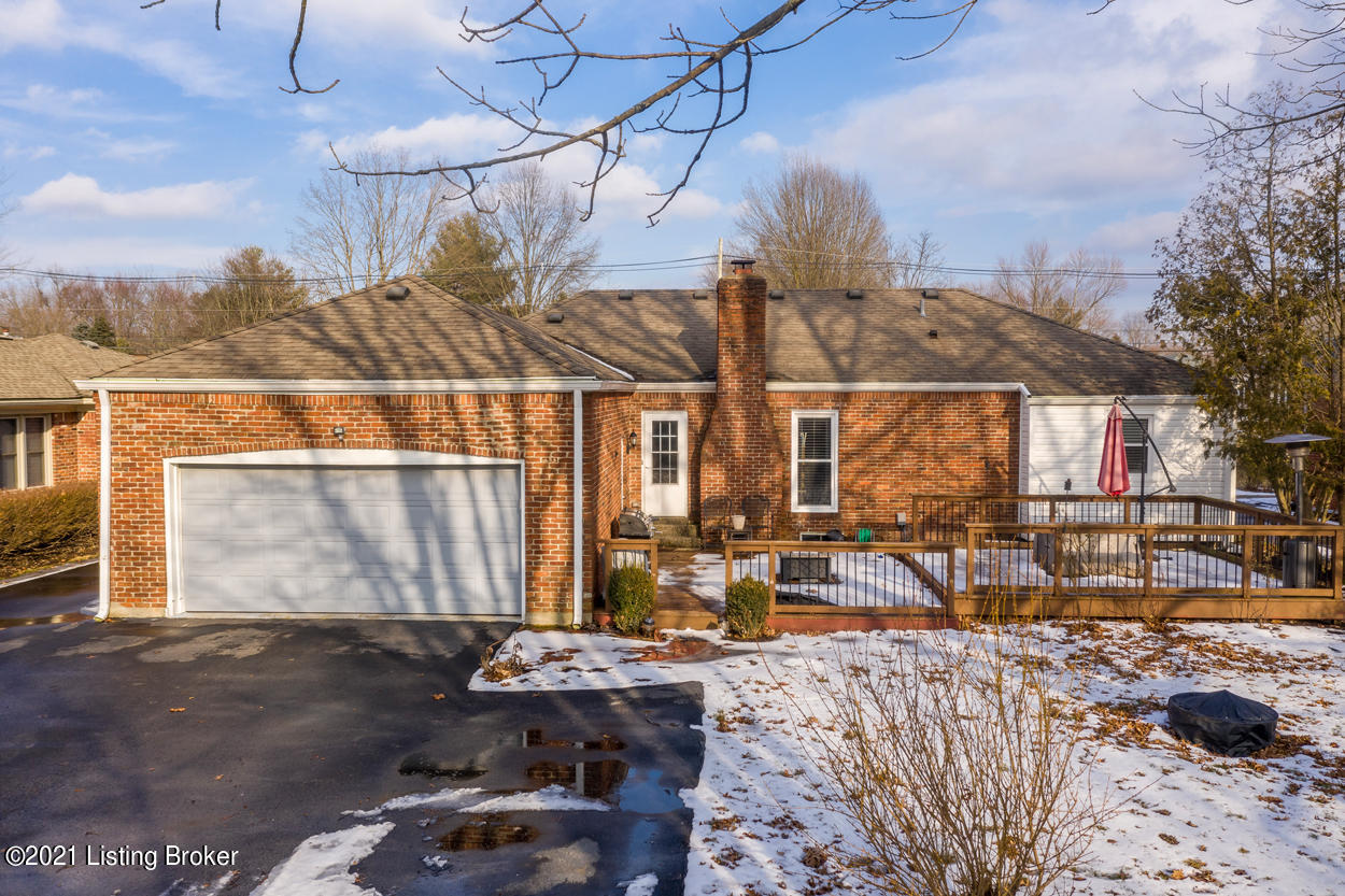 812 Moser Road Louisville, KY 40223 - Photo 5 of 46 8