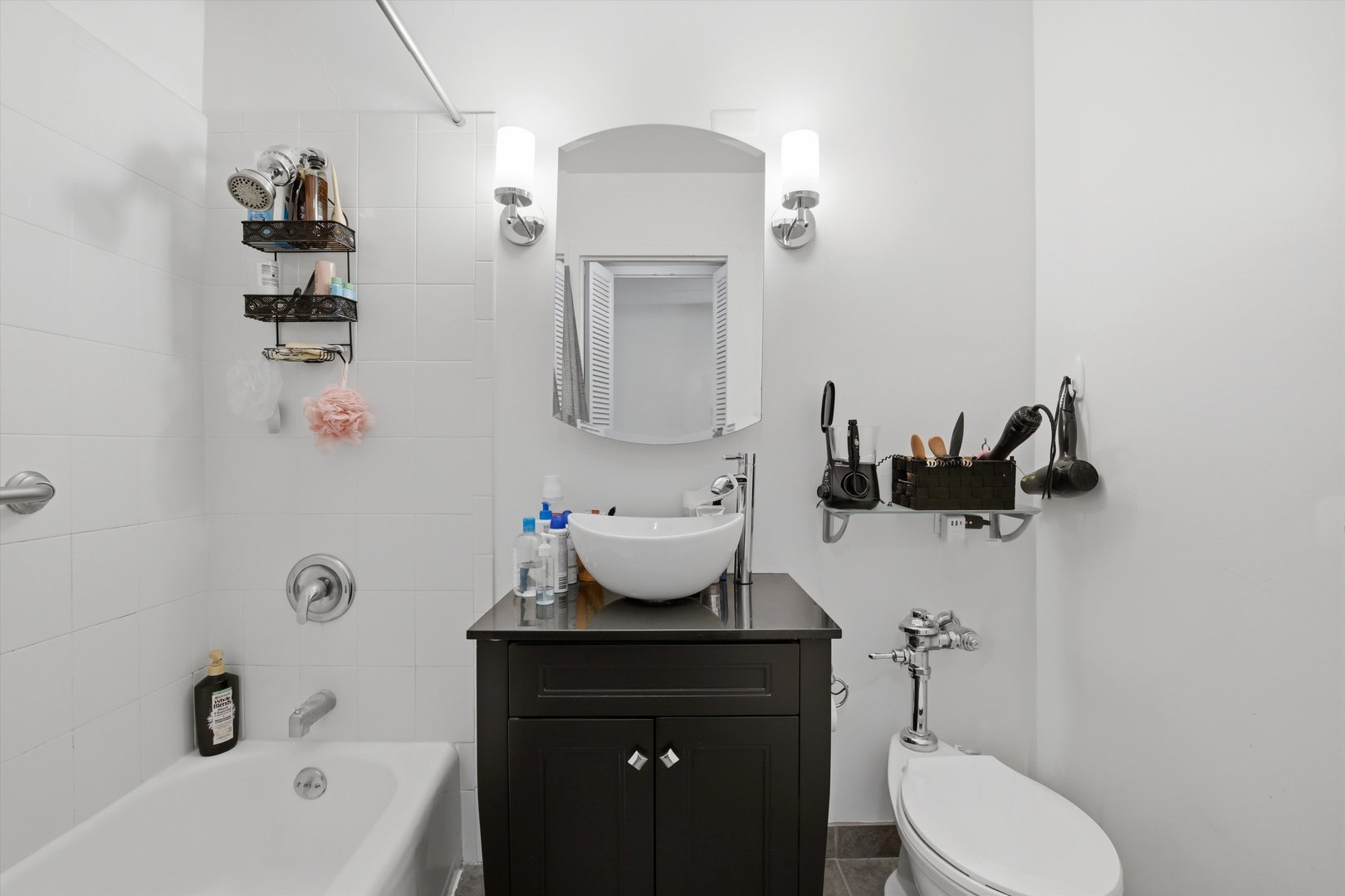 21 West Goethe Street, Unit 9J Chicago, IL 60610 - Photo 12 of 20