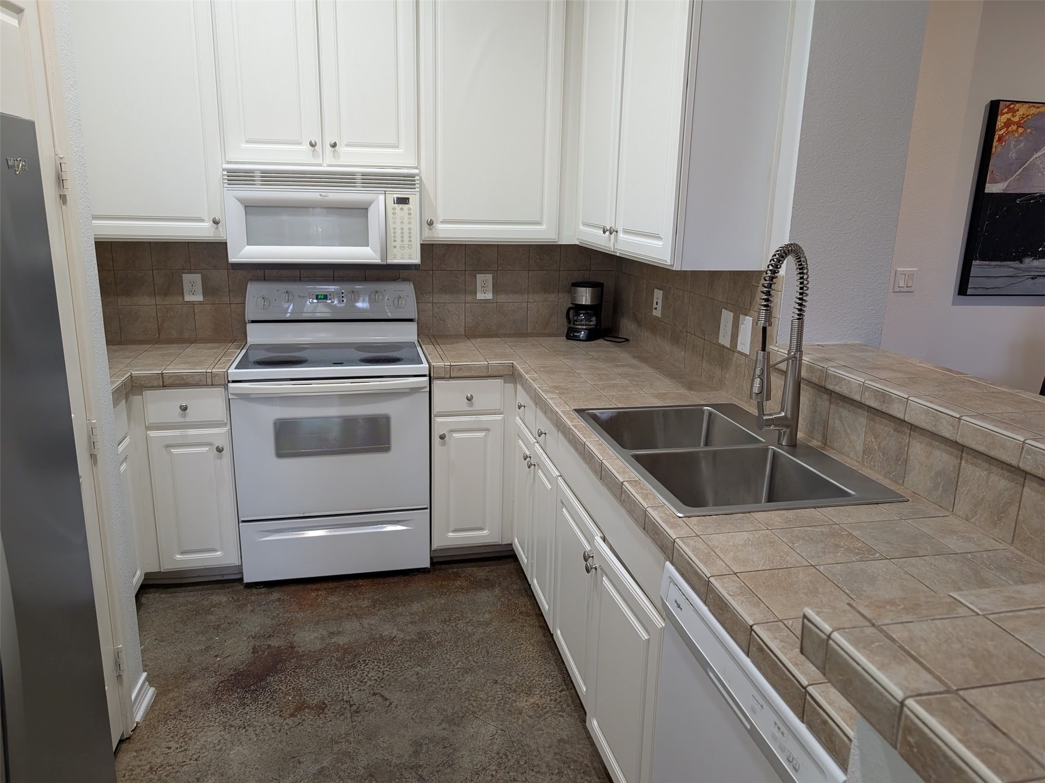 2400 McCue Road, Unit 136 Houston, TX 77056 - Photo 6 of 25