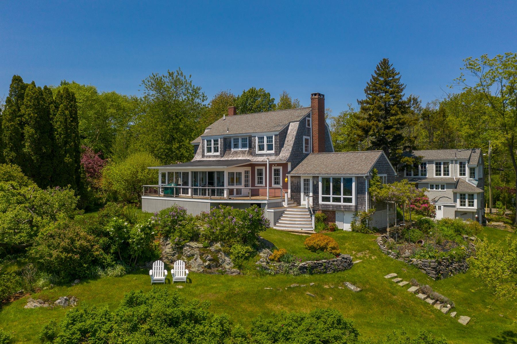 42 Pepperrell Road Kittery, ME 03905 - Photo 2 of 18 42 Pepperrell Road - Exterior