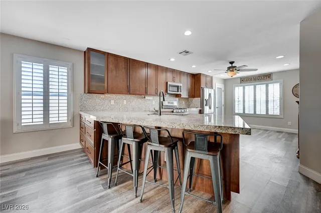 $469,500 | 246 Du Fort Avenue, Henderson, NV 89002