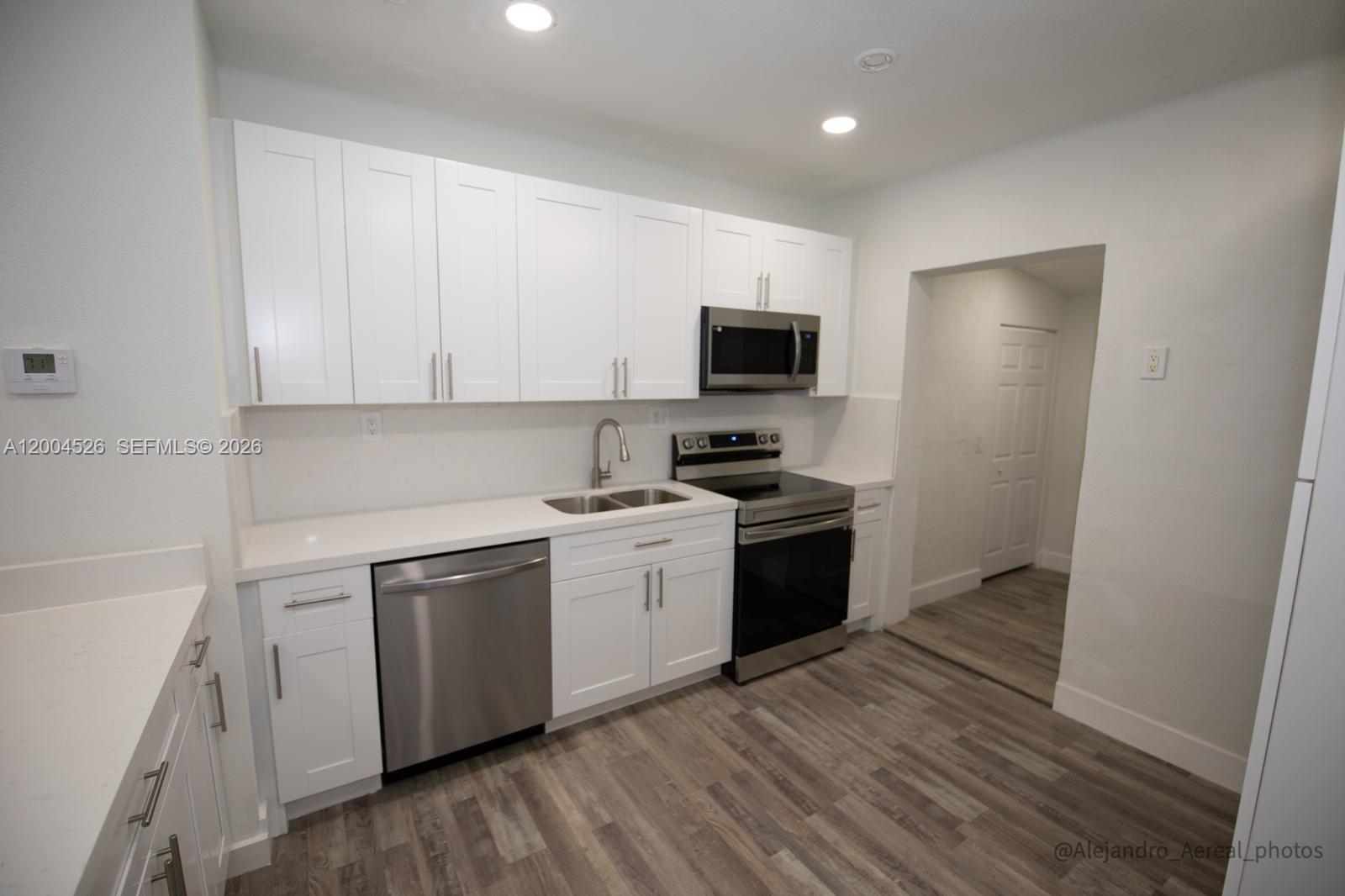 3045 Southwest 21st Street Miami, FL 33145 - Photo 18 of 40