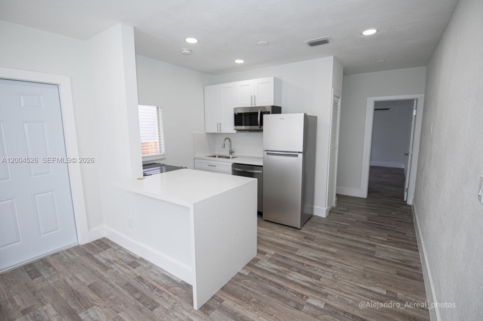 3045 Southwest 21st Street Miami, FL 33145 - Photo 26 of 40