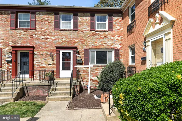 $299,800 | 6558 Beechwood Drive, Unit 58, Temple Hills, MD 20748
