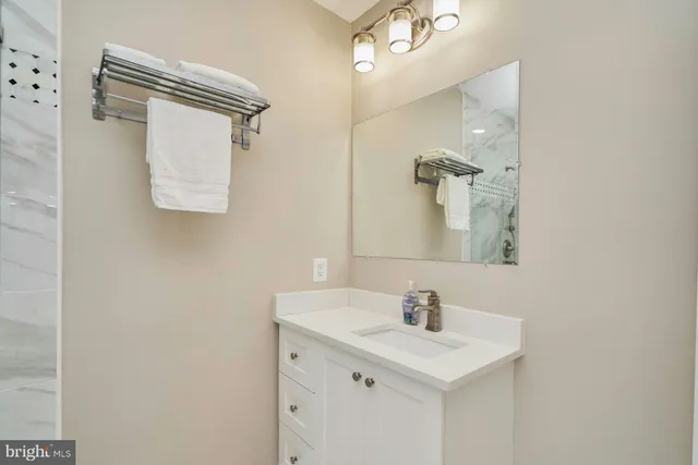 $1,179,000 | 3244 Blundell Road, Falls Church, VA 22042