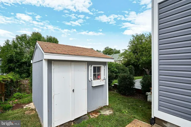 $1,179,000 | 3244 Blundell Road, Falls Church, VA 22042