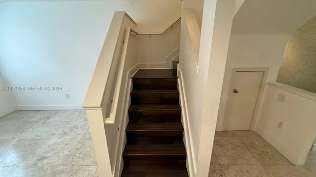 $3,000 | 2961 Northeast 185th Street, Unit 1613, Aventura, FL 33180