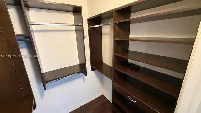 $3,000 | 2961 Northeast 185th Street, Unit 1613, Aventura, FL 33180