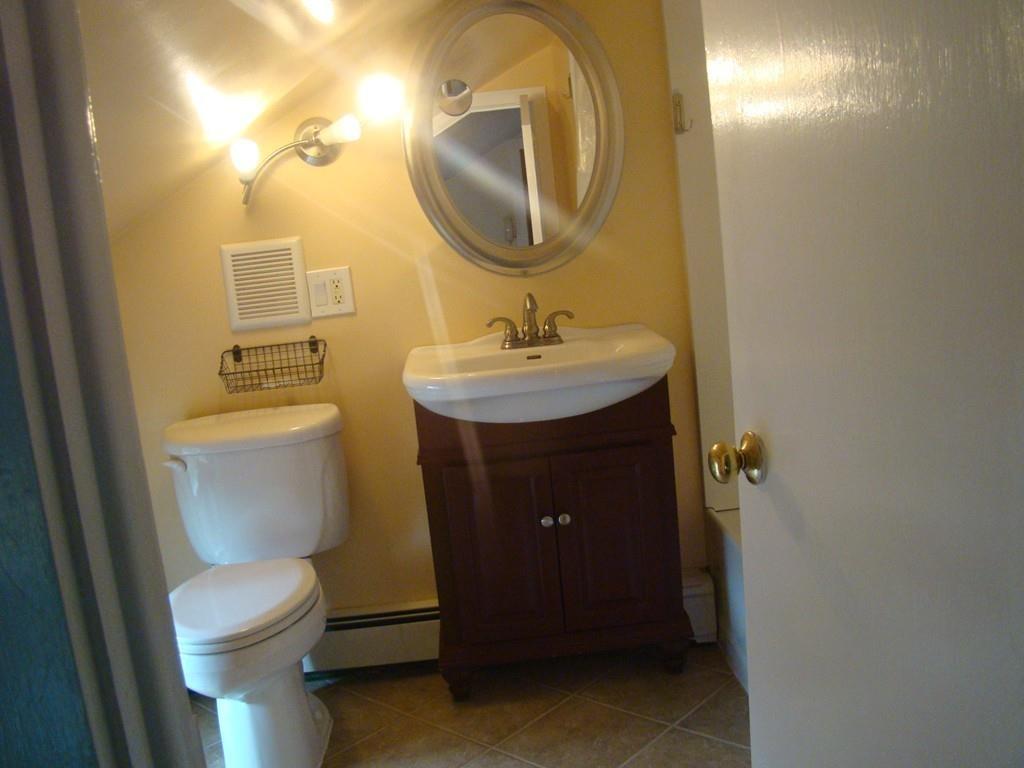 178 Reed Road Westport, MA 02790 - Photo 7 of 12