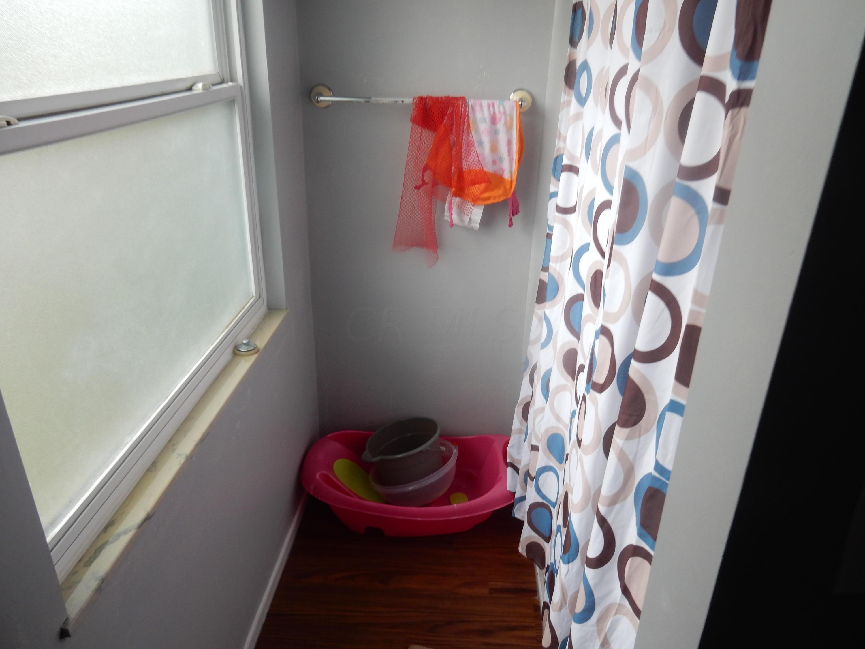 2261 Ferris Road Columbus, OH 43224 - Photo 14 of 21 Gallery Image 14