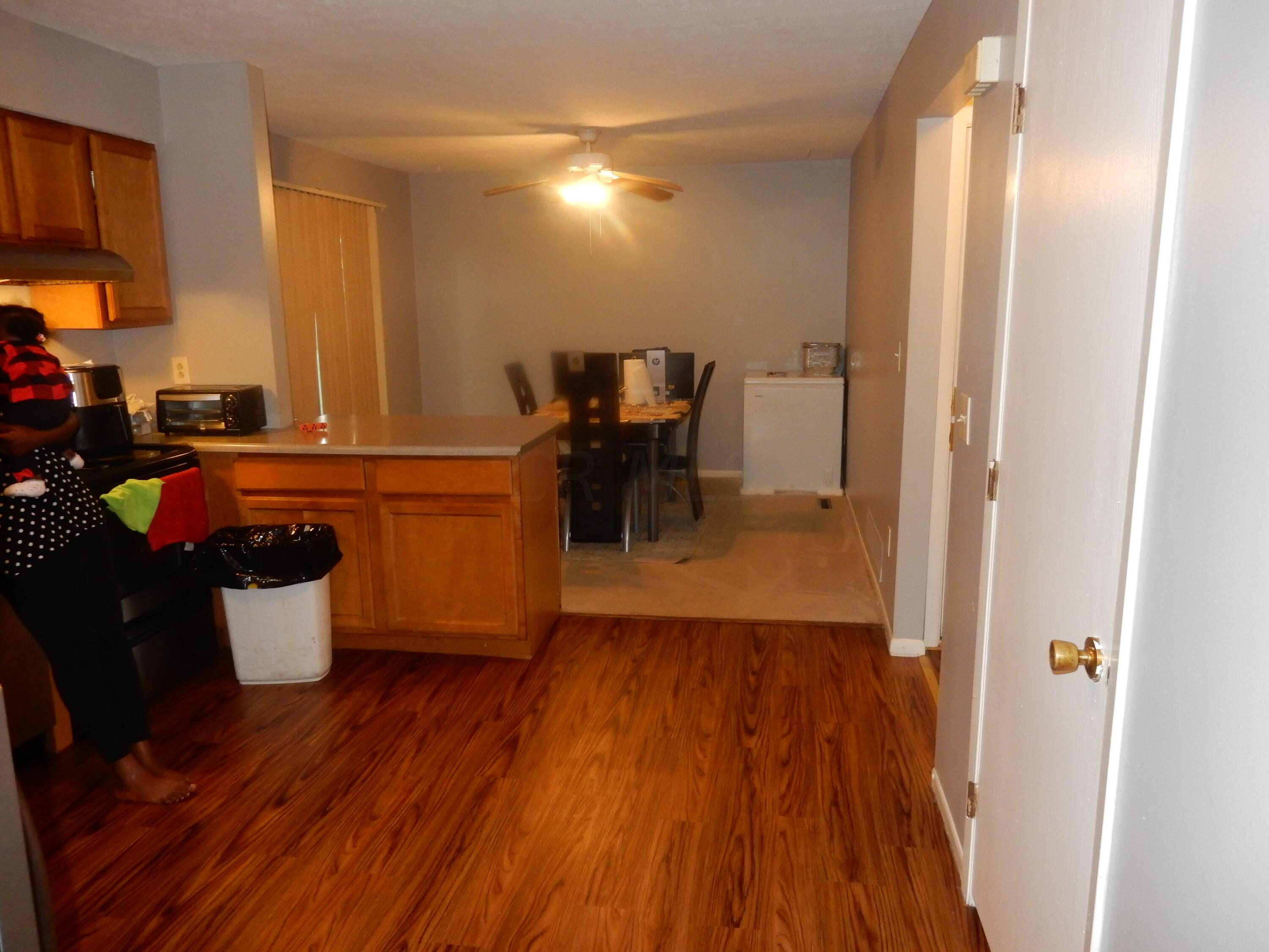 2261 Ferris Road Columbus, OH 43224 - Photo 7 of 21 Gallery Image 7