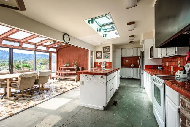 $11,500,000 | 640 Los Trancos Road, Portola Valley, CA 94028