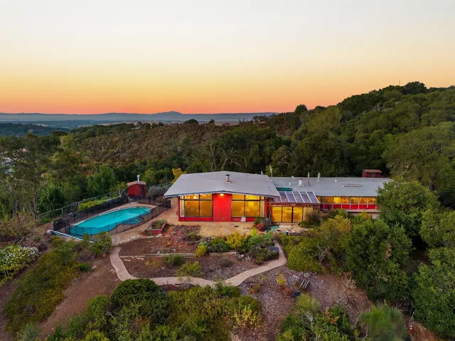 $11,500,000 | 640 Los Trancos Road, Portola Valley, CA 94028