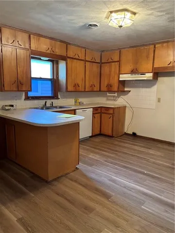 $129,900 | 420 South Walnut Street, Iola, KS 66749