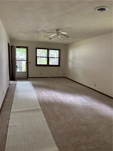 $129,900 | 420 South Walnut Street, Iola, KS 66749