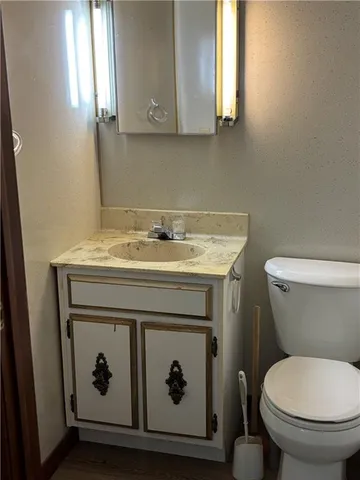 $129,900 | 420 South Walnut Street, Iola, KS 66749