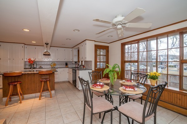 61 John Carver Road Reading, MA 01867 - Photo 12 of 24 Gallery Image 12