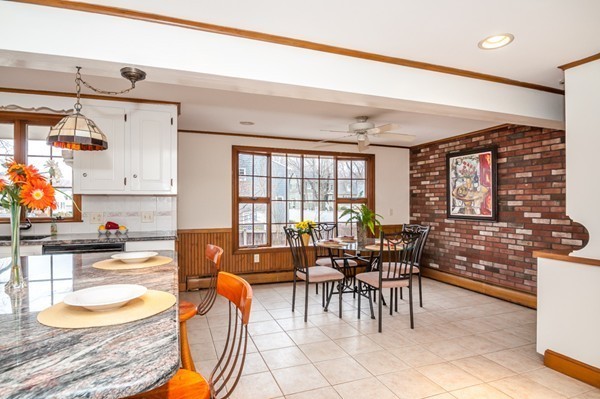 61 John Carver Road Reading, MA 01867 - Photo 10 of 24 Gallery Image 10