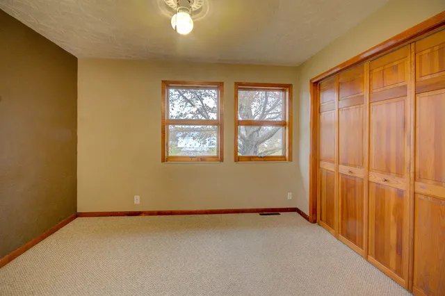 $195,000 | 327 4th Street, Andover, IL 61233