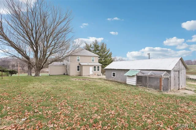$275,000 | 15111 Highway 61, Ste. Genevieve, MO 63670