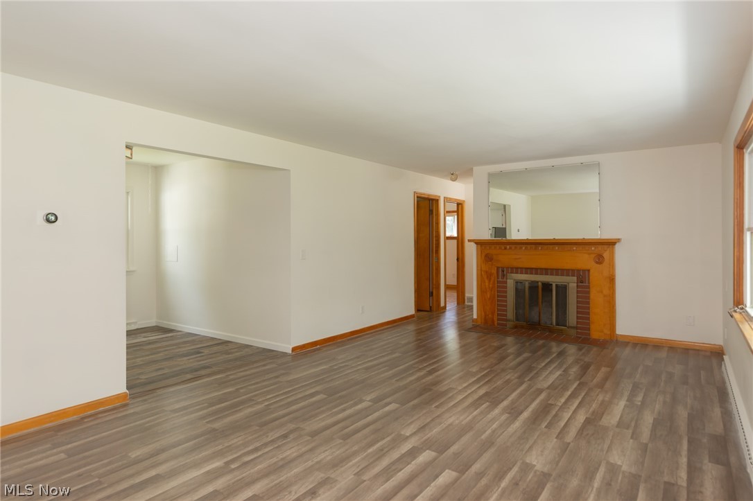 1481 Raleigh Boulevard Akron, OH 44321 - Photo 4 of 34 Gallery Image 4