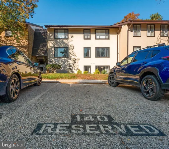 $340,000 | 10067 Windstream Drive, Unit 2, Columbia, MD 21044