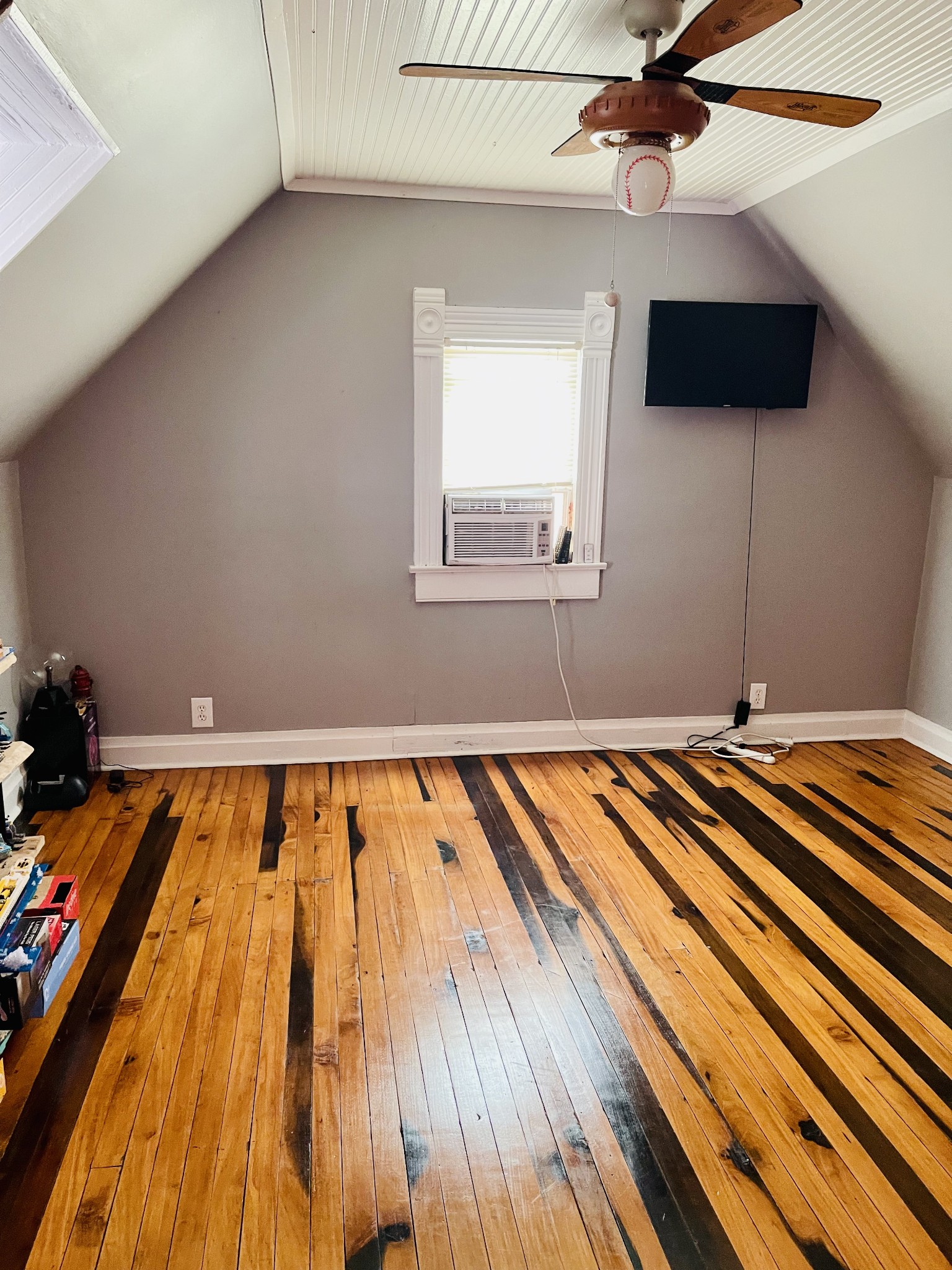 830 Red Hill Road Normandy, TN 37360 - Photo 40 of 56 a view of a room with wooden floor