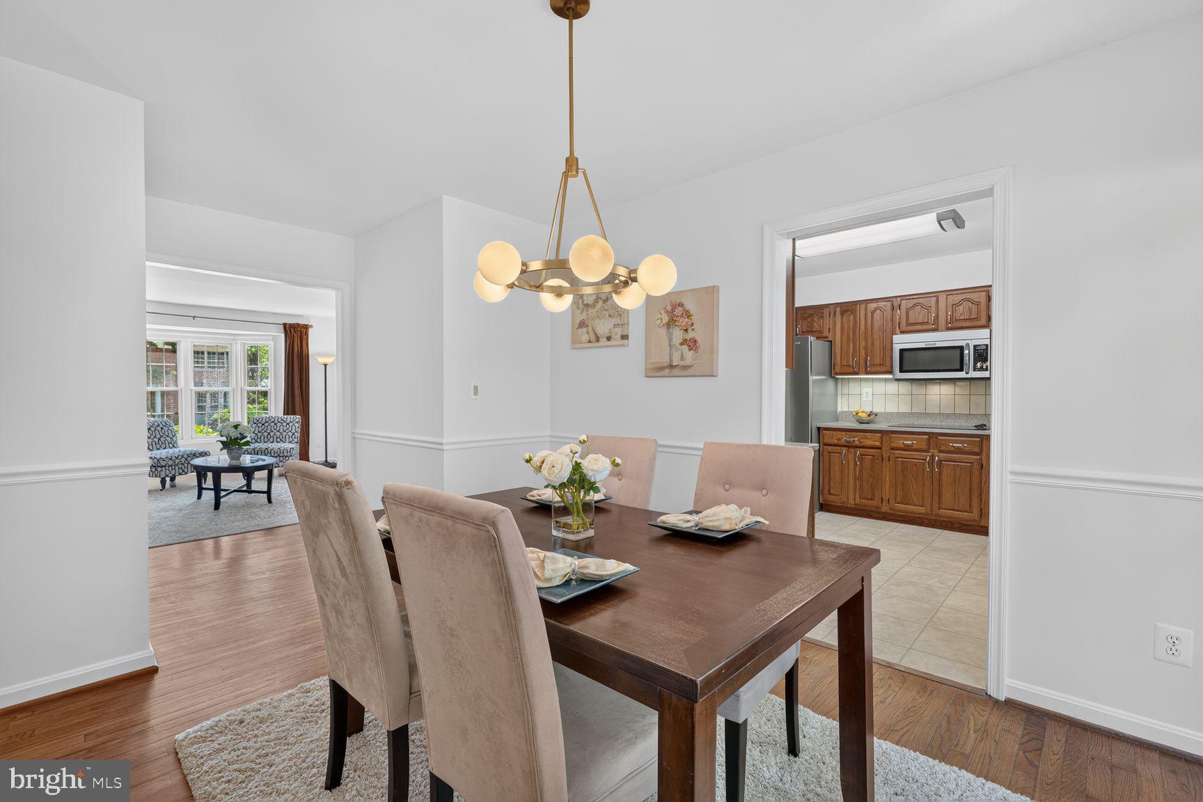 8312 Wickham Road Springfield, VA 22152 - Photo 12 of 49 Dining room