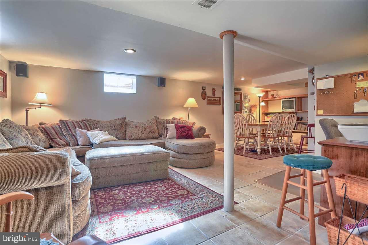 884 Cedars Road Lewisberry, PA 17339 - Photo 19 of 26 Gallery Image 19