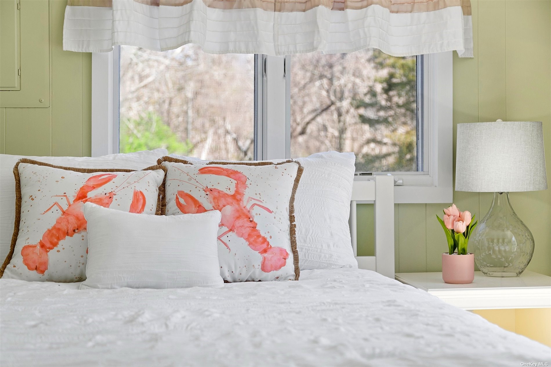 140 East Hampton, undefined 00000 - Photo 10 of 25