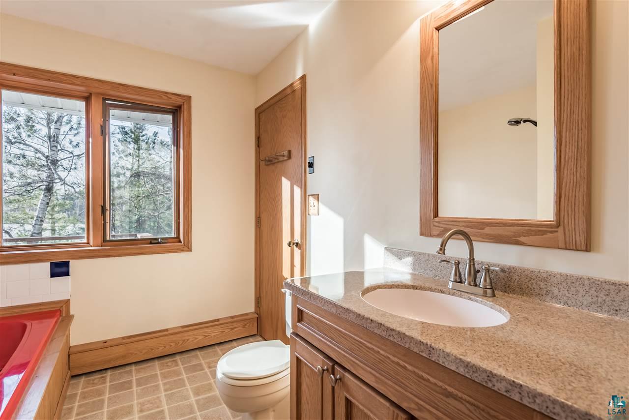 6174 Fox Point Road Duluth, MN 55803 - Photo 17 of 29
