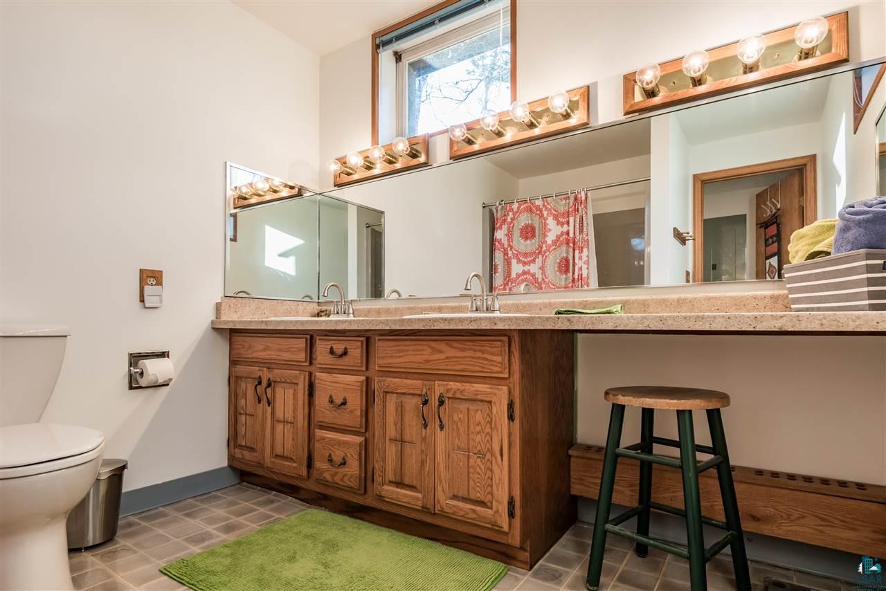 6174 Fox Point Road Duluth, MN 55803 - Photo 23 of 29
