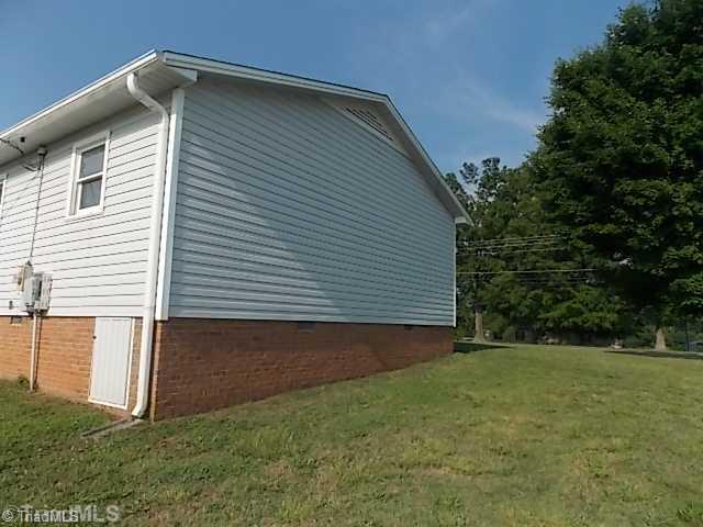 1841 Lamb Road Lexington, NC 27295 - Photo 13 of 16 Exterior Front.