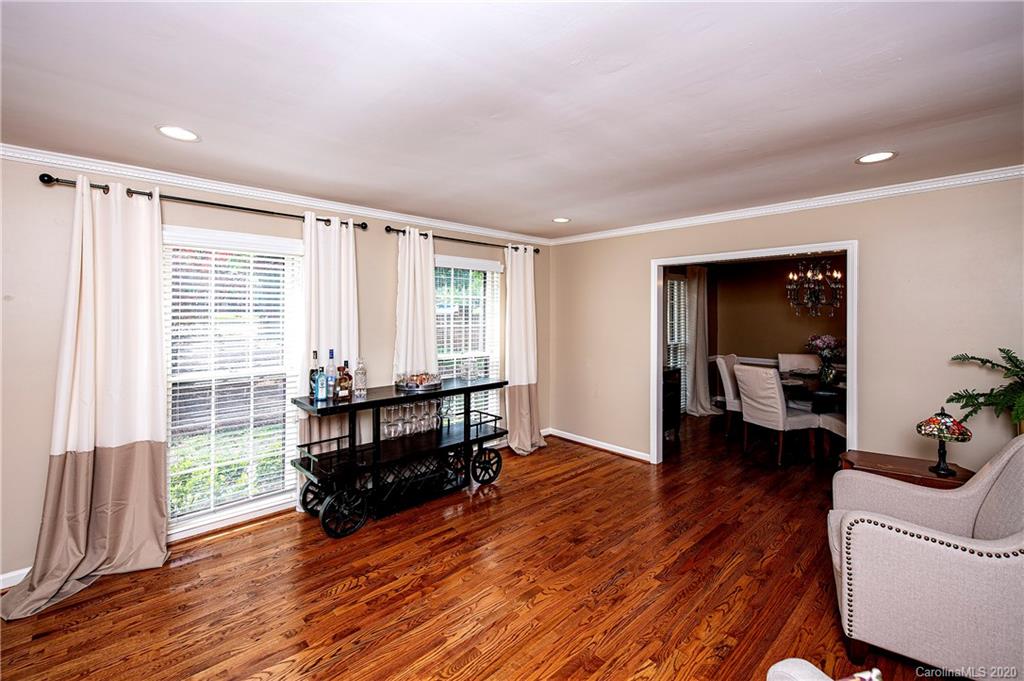 5601 Sharon Road Charlotte, NC 28210 - Photo 11 of 28 Gallery Image 11