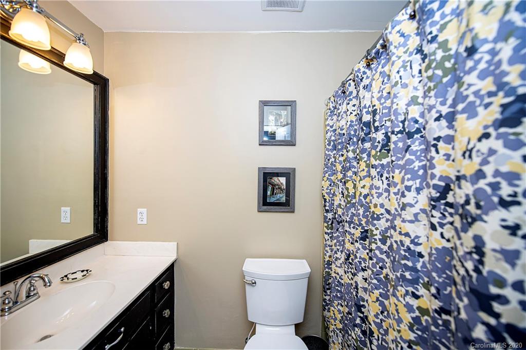5601 Sharon Road Charlotte, NC 28210 - Photo 18 of 28 Gallery Image 18