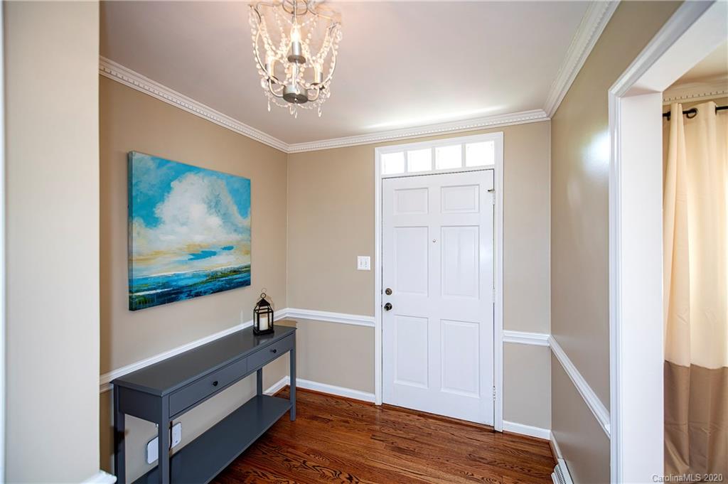 5601 Sharon Road Charlotte, NC 28210 - Photo 3 of 28 Gallery Image 3