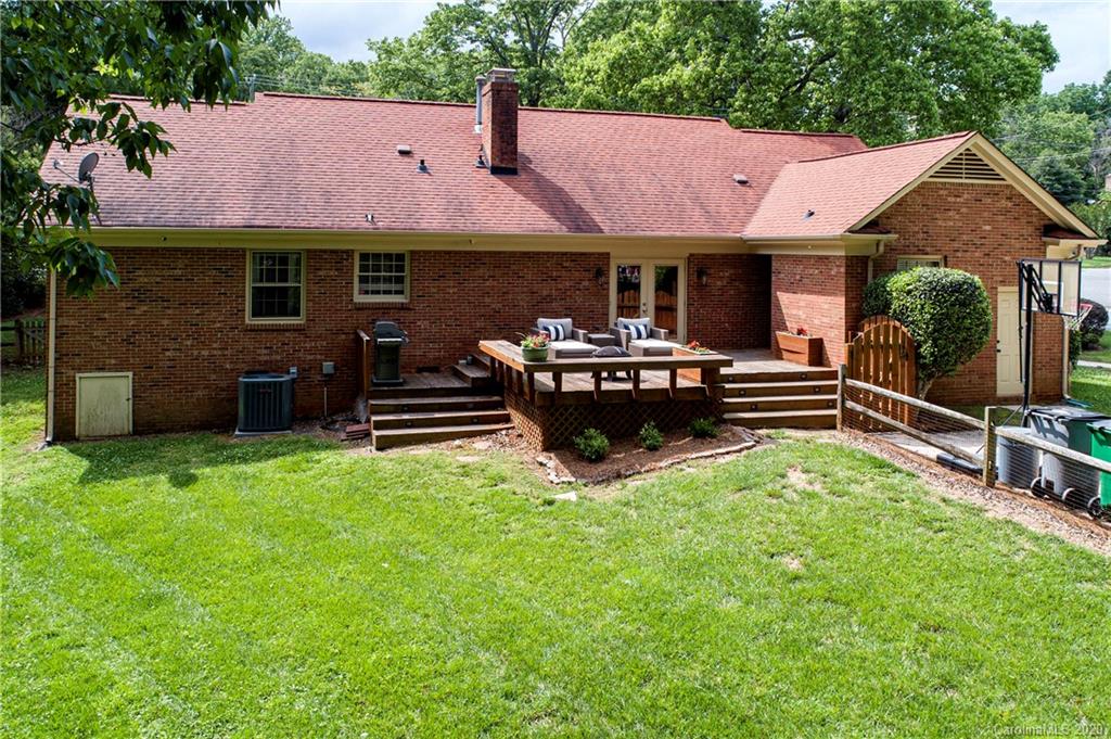 5601 Sharon Road Charlotte, NC 28210 - Photo 25 of 28 Gallery Image 25