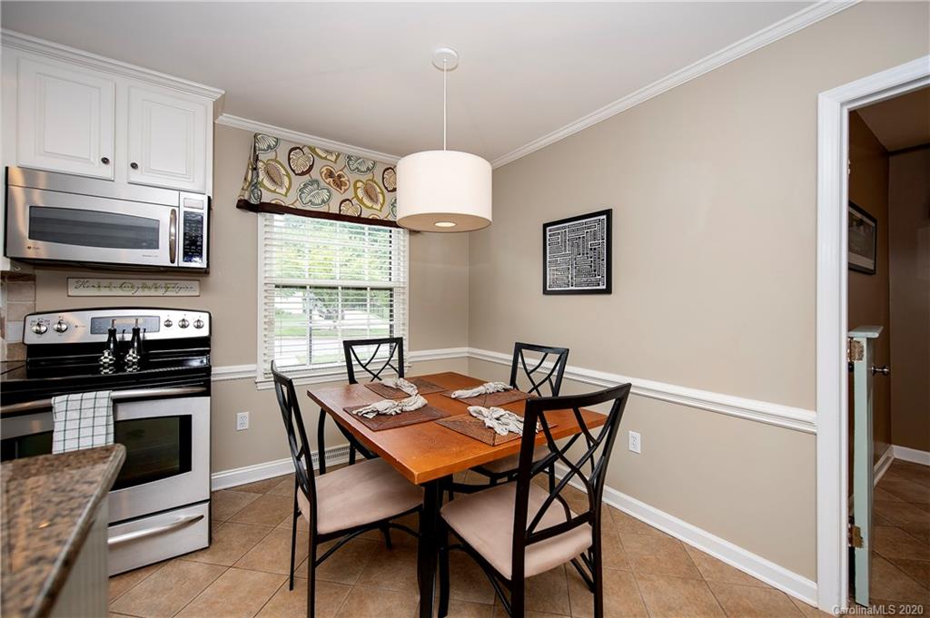 5601 Sharon Road Charlotte, NC 28210 - Photo 6 of 28 Gallery Image 6