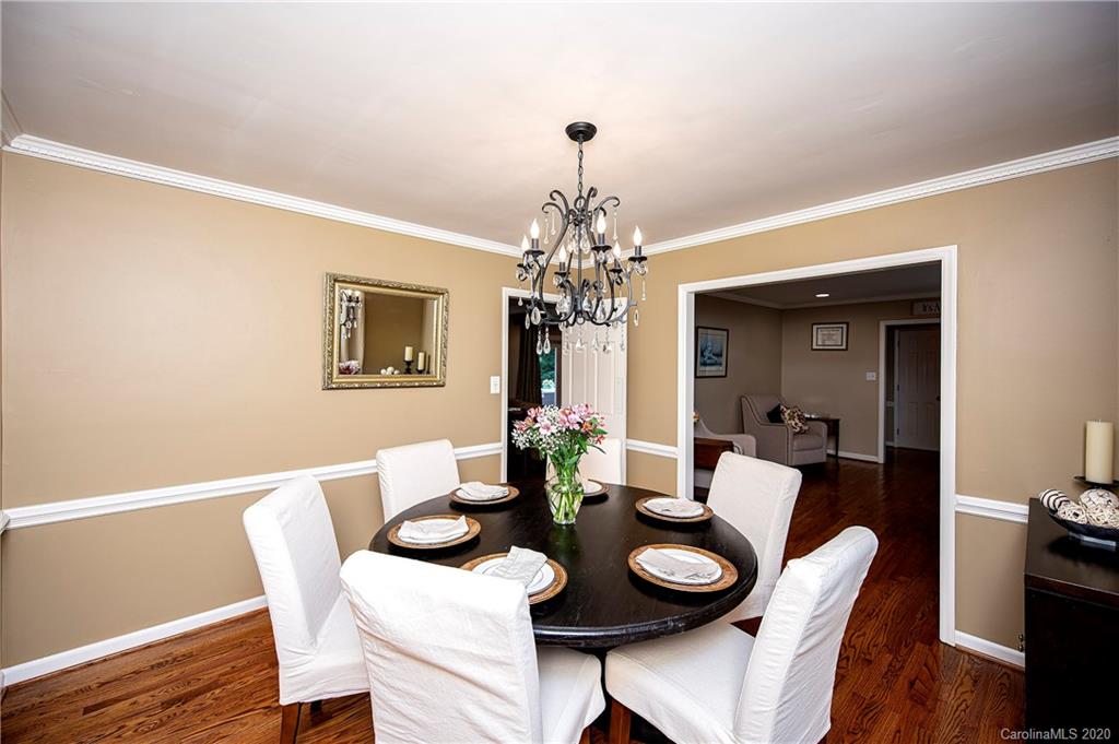5601 Sharon Road Charlotte, NC 28210 - Photo 10 of 28 Gallery Image 10