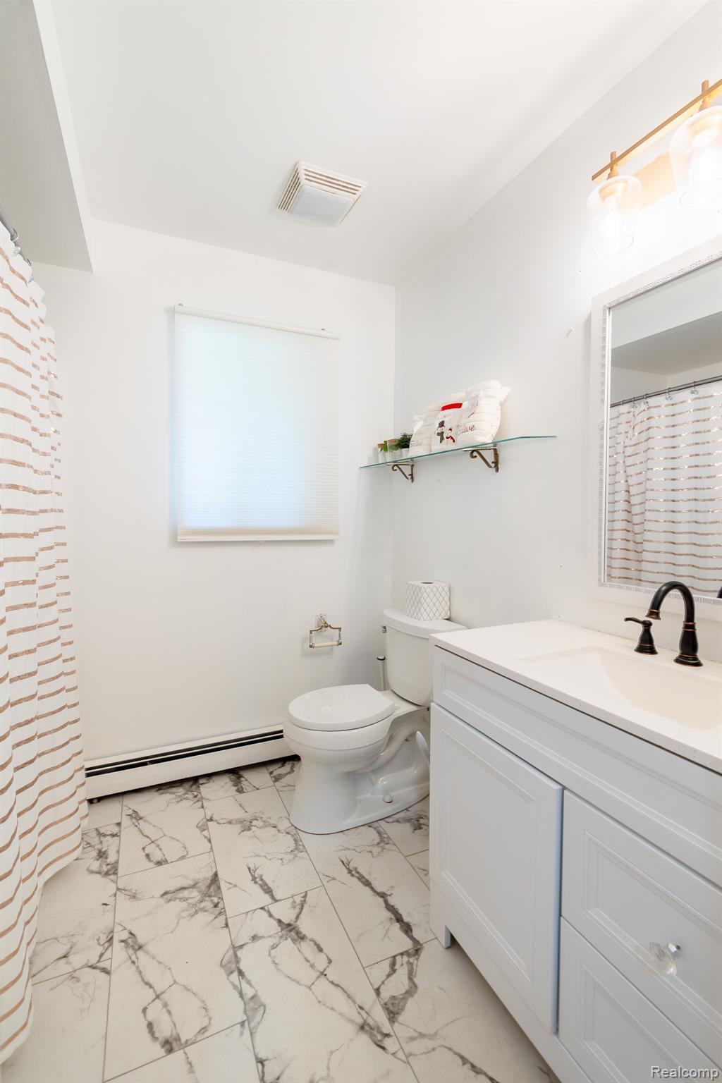 1510 Leon Road Walled Lake, MI 48390 - Photo 16 of 33