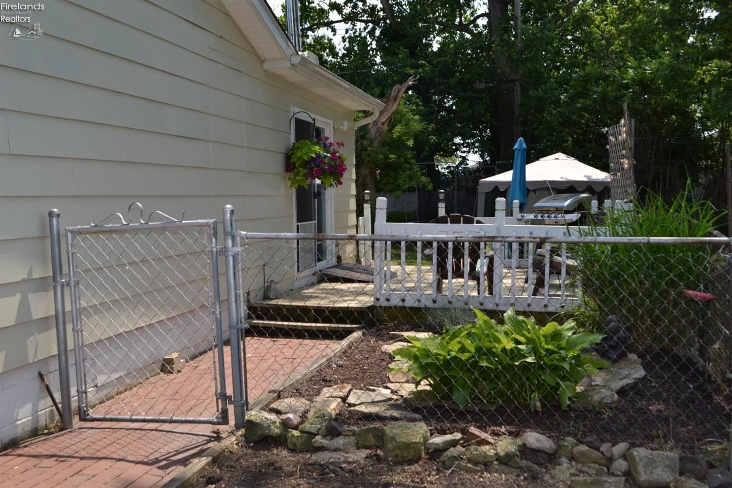 2006 Aspen Run Road Sandusky, OH 44870 - Photo 21 of 25 Gallery Image 21