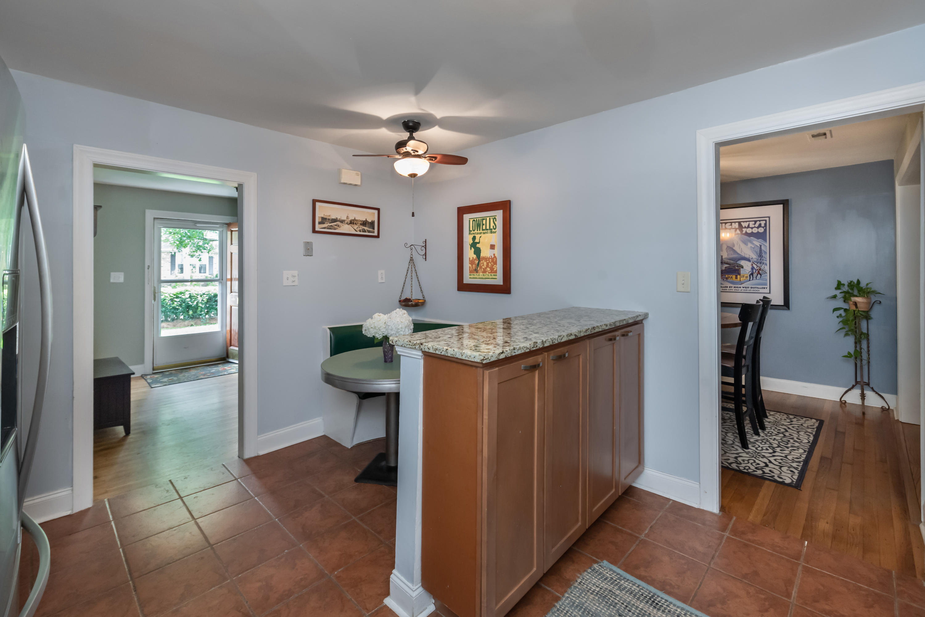 721 Longfellow Road Charleston, SC 29407 - Photo 14 of 38 721 Longfellow_Low Res-21