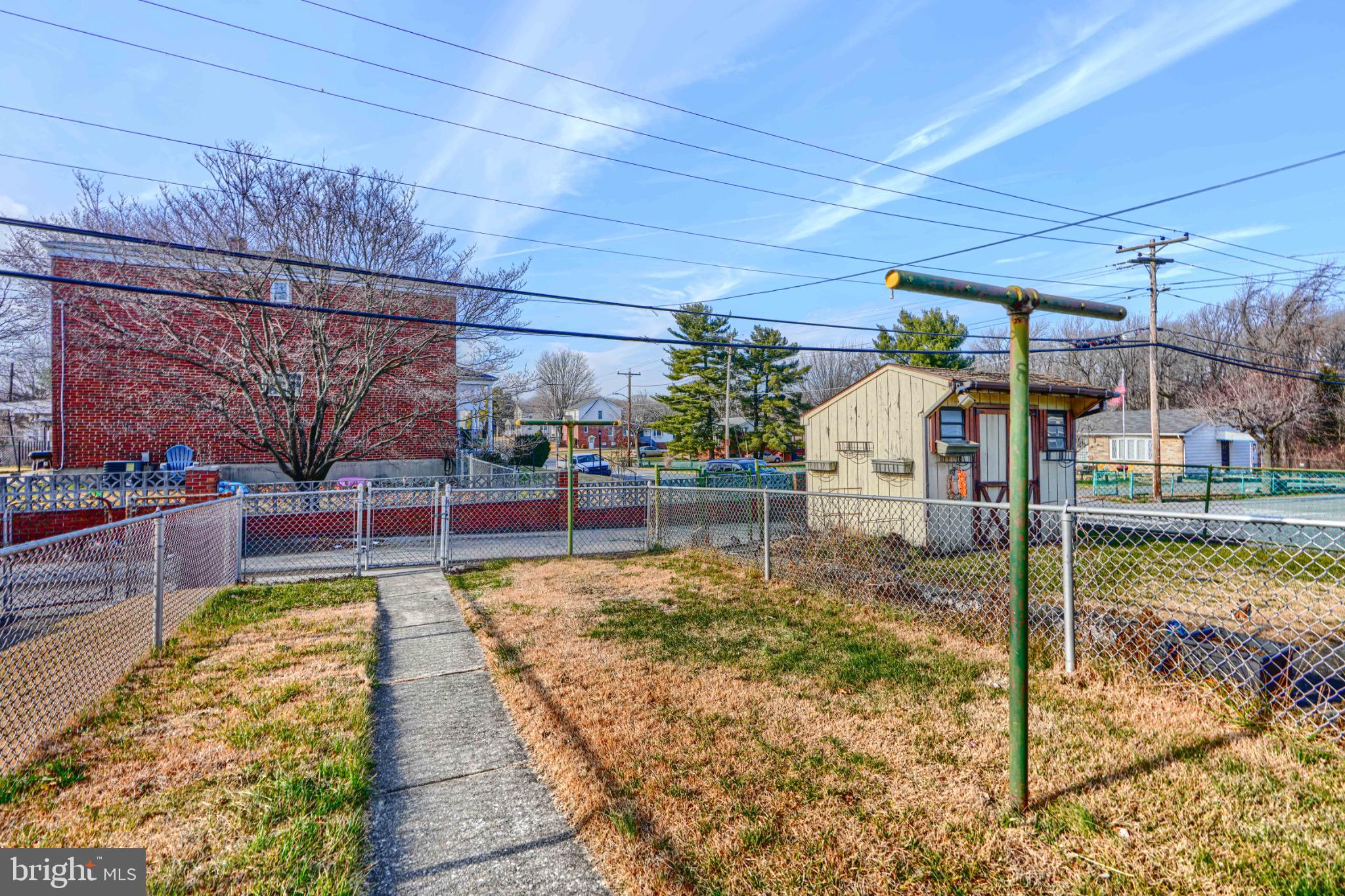 602 Aldworth Road Dundalk, MD 21222 - Photo 25 of 27 Spacious fenced yard with potential.