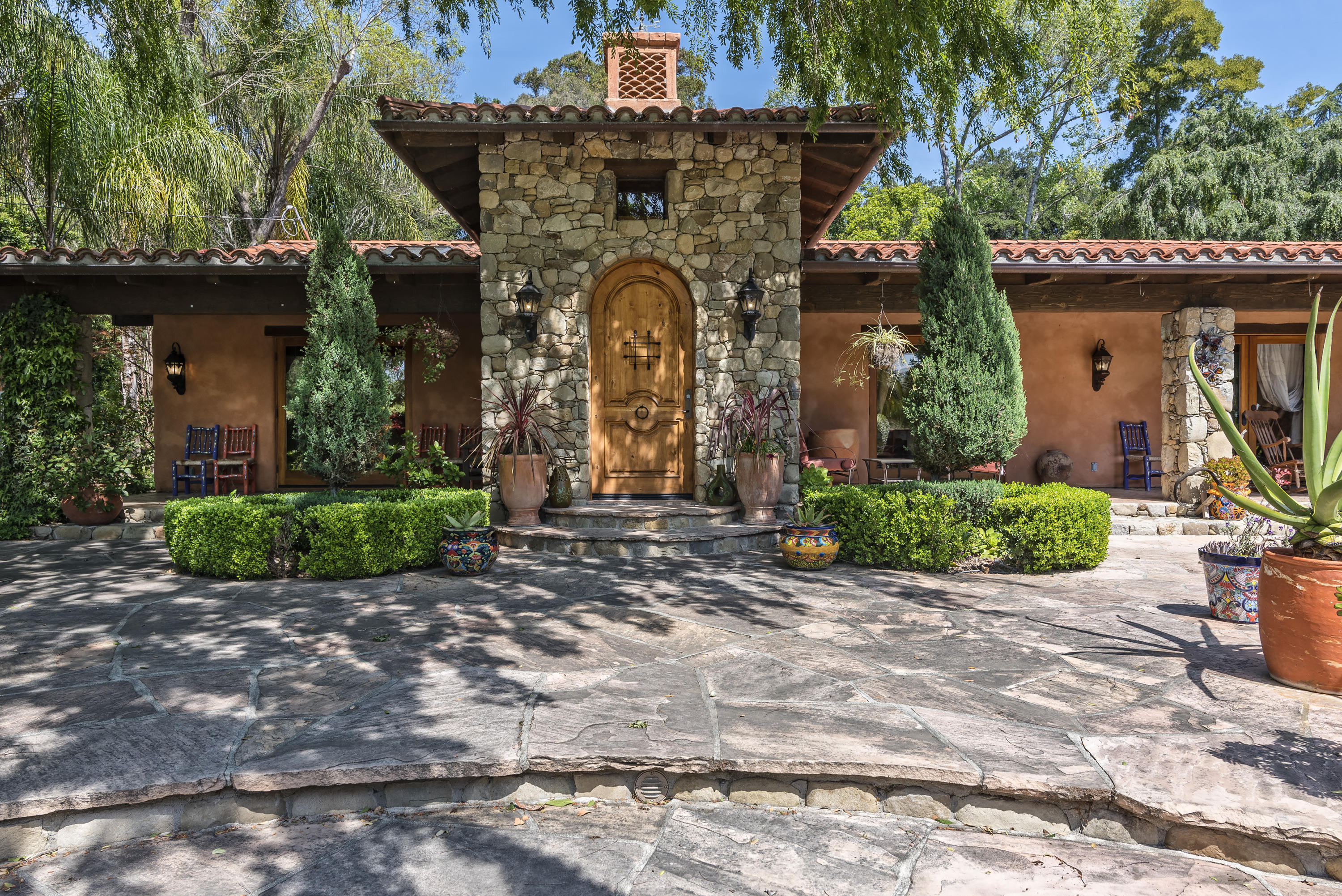 129 Grapevine Road Oak View, CA 93022 - Photo 2 of 24 a front view of a house