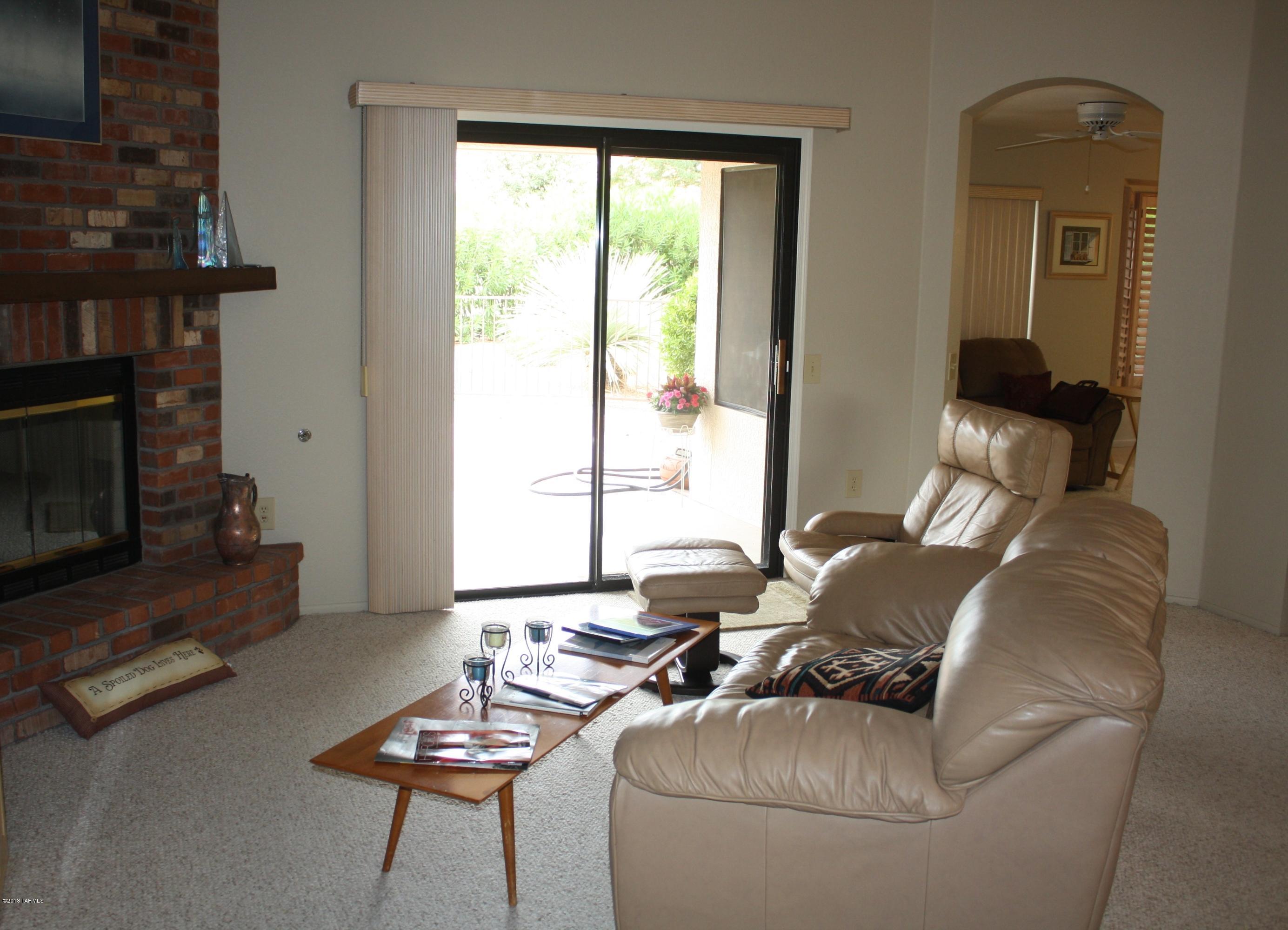 965 East Royal Ridge Drive Tucson, AZ 85755 - Photo 2 of 16