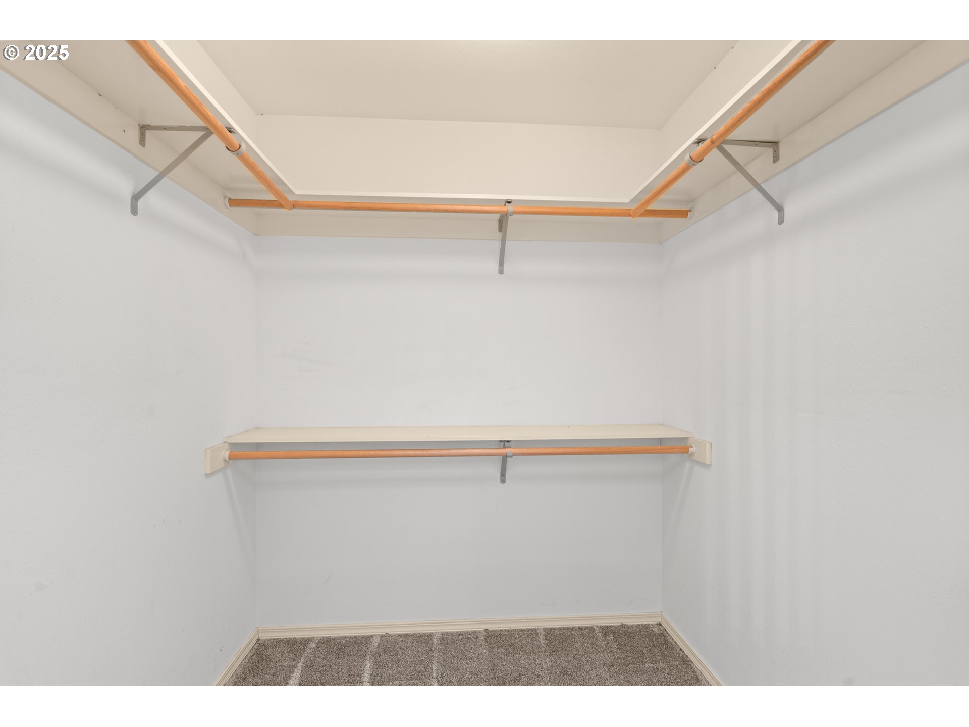 1837 Southwest Athens Avenue Pendleton, OR 97801 - Photo 19 of 42 a view of utility room