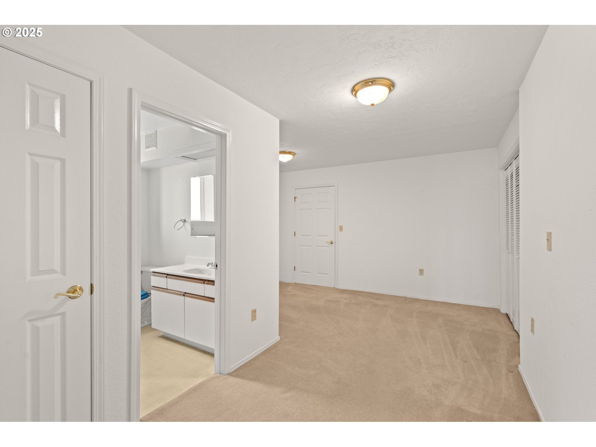 1837 Southwest Athens Avenue Pendleton, OR 97801 - Photo 28 of 42 a view of an empty room