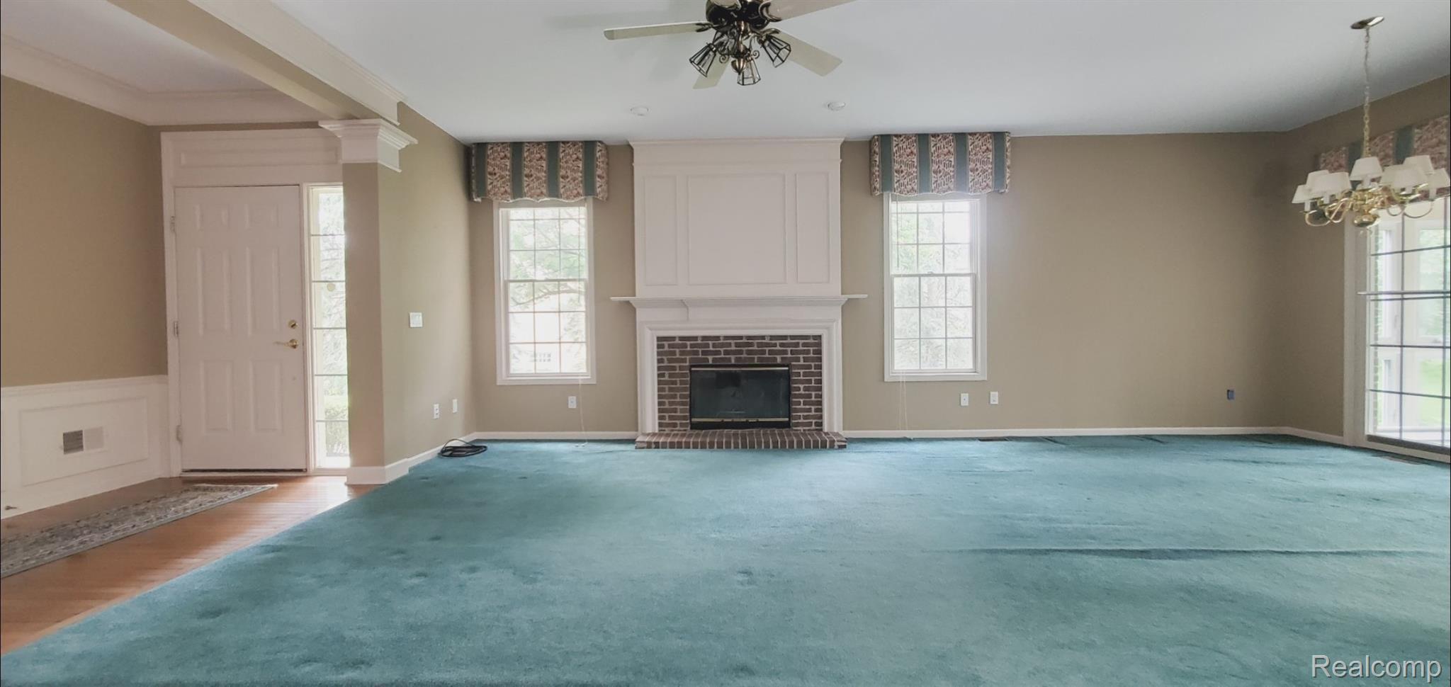 1430 Copper Circle, Unit 9 Rochester, MI 48306 - Photo 10 of 28 Screenshot_20210731-175744_Photos.jpg