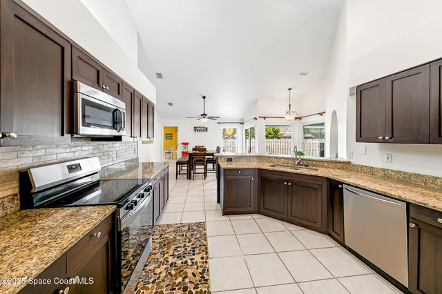 $825,000 | 100 Matthews Street, Satellite Beach, FL 32937